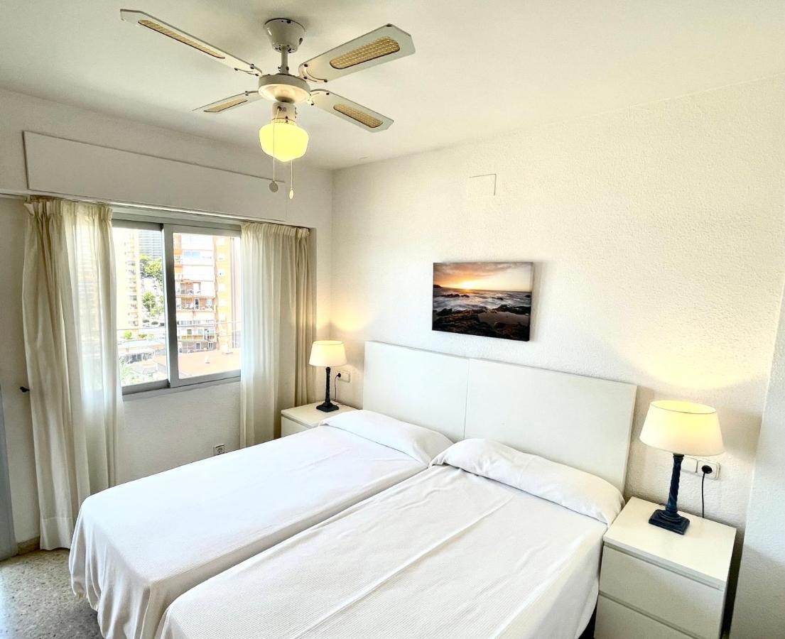 Apartamentos Ulia Бенидорм Экстерьер фото