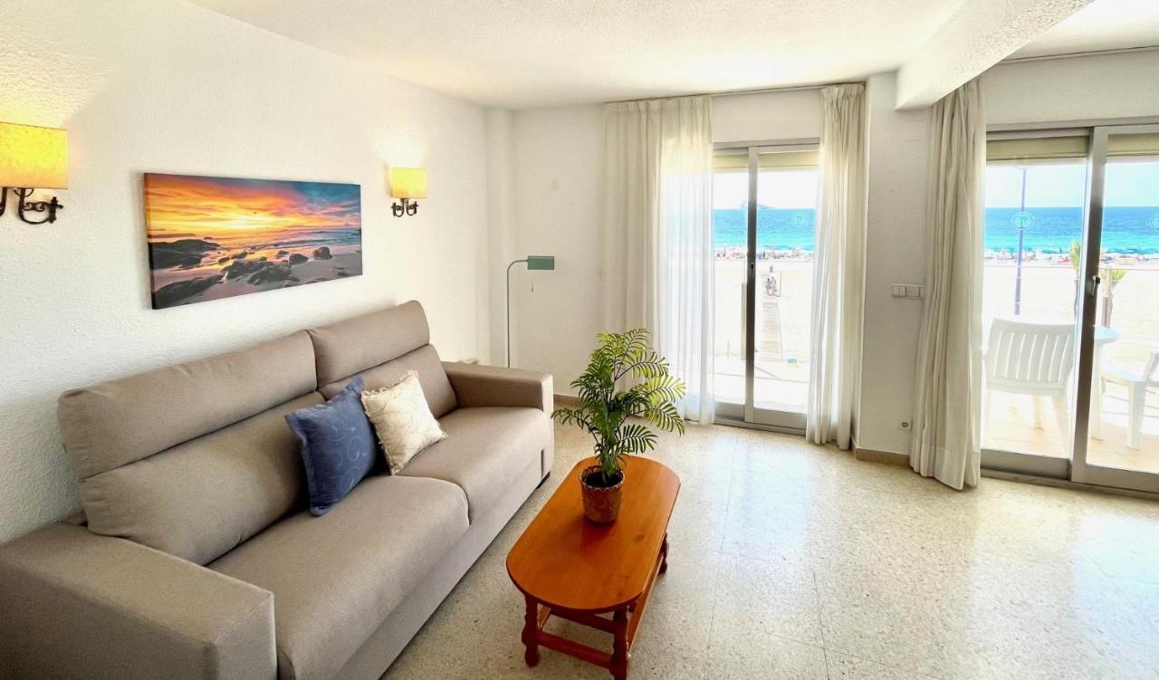 Apartamentos Ulia Бенидорм Экстерьер фото